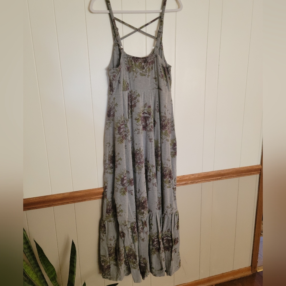 Torrid Maxi Dress - Picture 2 of 3